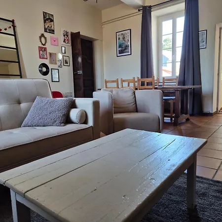 Maison De Style Villa *